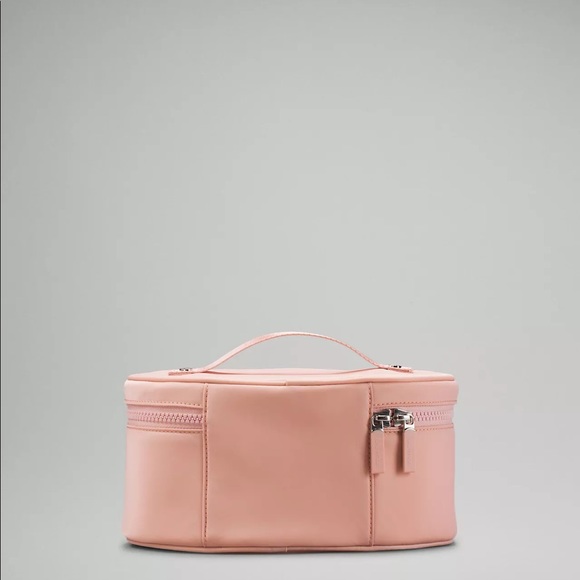 NWT Lululemon cosmetic case - Picture 2 of 7